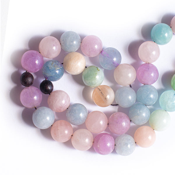 DREAMY LAVENDER - 33 BEADS - 10 MM