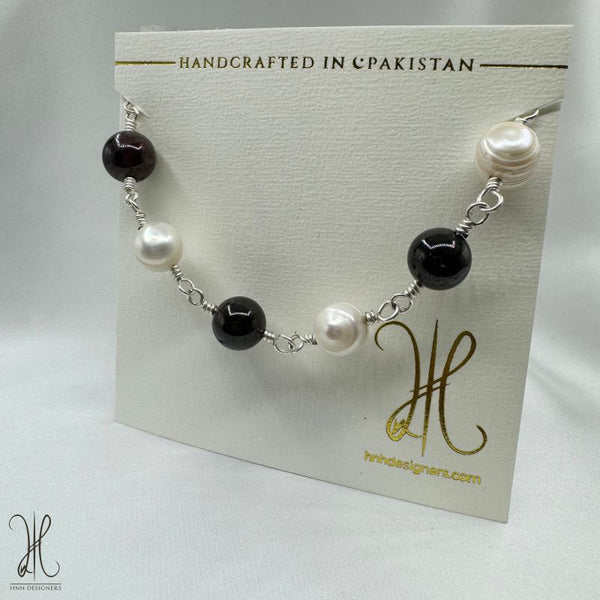 Garnet Pearls Bracelet.