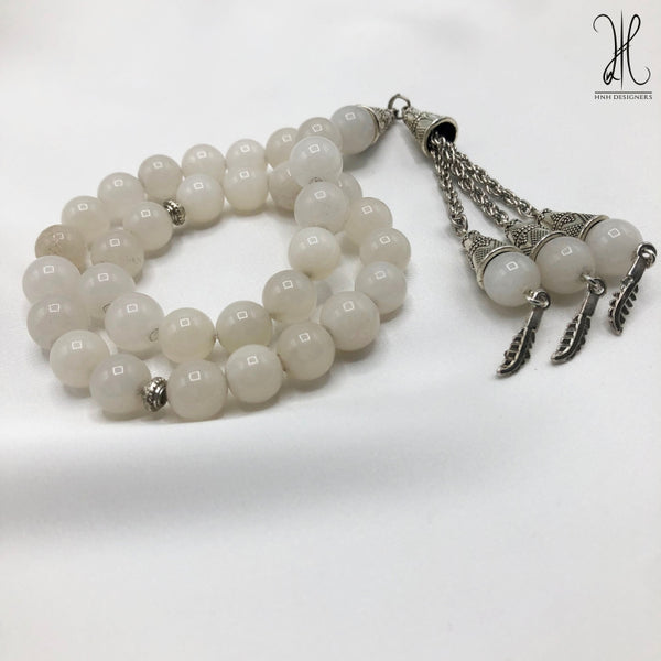 WHITE AGATE - 33 BEADS -10 MM