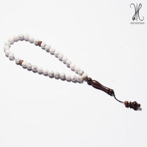 The Howlite