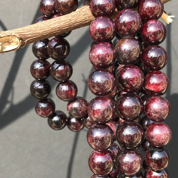 FLEXIBLE GARNET BRACELET 10MM - 8MM