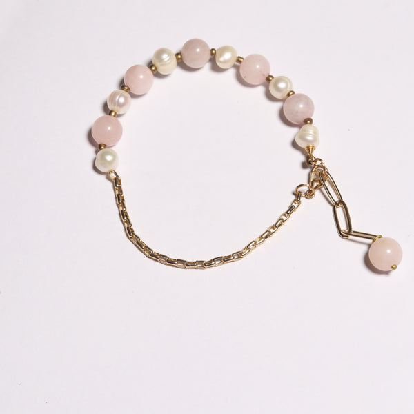 Pearls And Rose Quartz With Gold Platted Chain 8MM