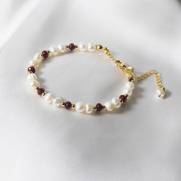Ruby Quartz & Pearls Bracelet.